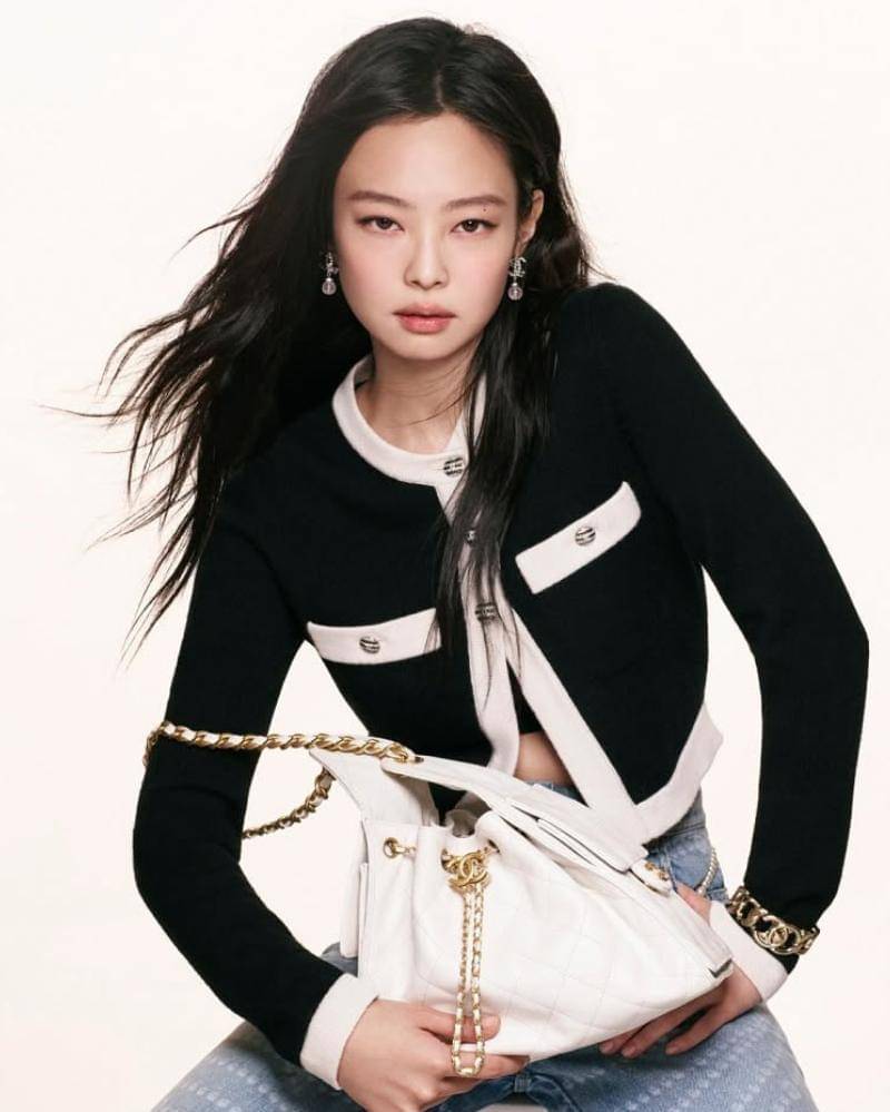 Instagram/jennierubyjane